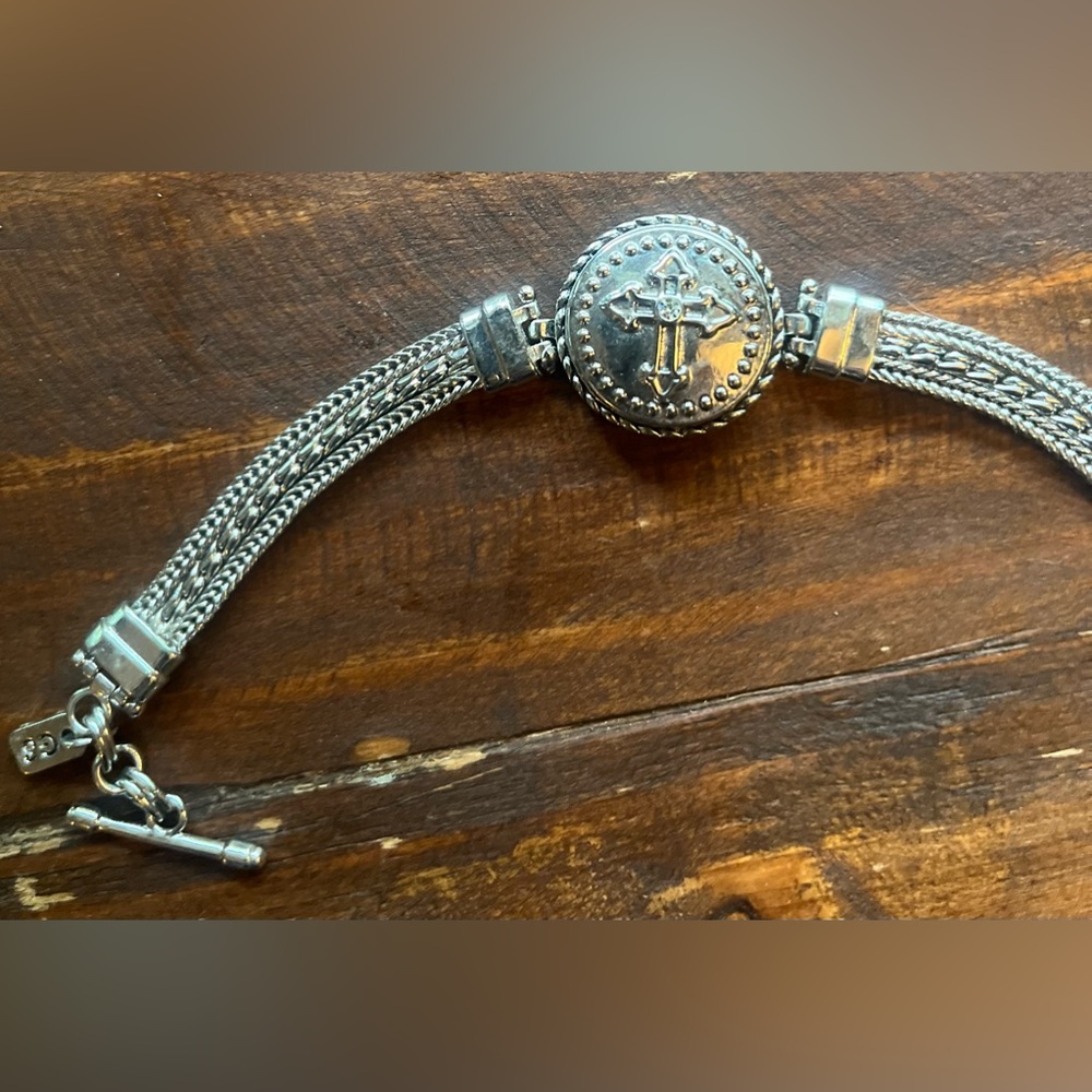 GINGERSNAPS Silver Bracelet w/Cross Adjustable length, heavy quality bracelet - Picture 2 of 10